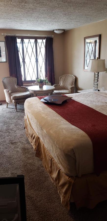 Deer Creek Motel ケンブリッジ エクステリア 写真